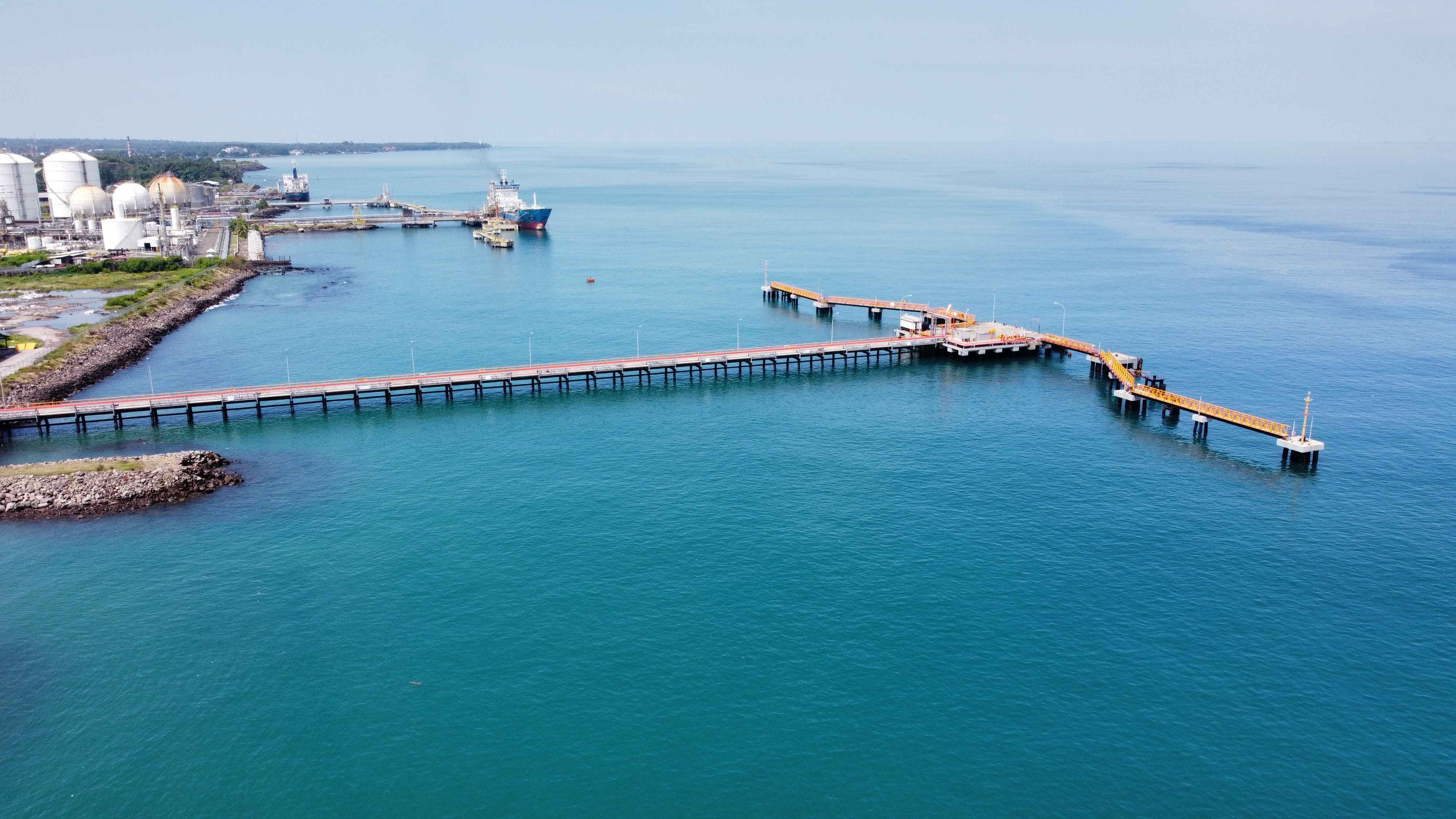 Multi Purpose Jetty In Anyer Banten PT SWI Jetty Nusantara multi-purpose-jetty-in-anyer-banten-pt-swi-jetty-nusantara