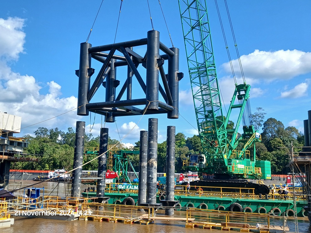 Installation of the steel jacket platform